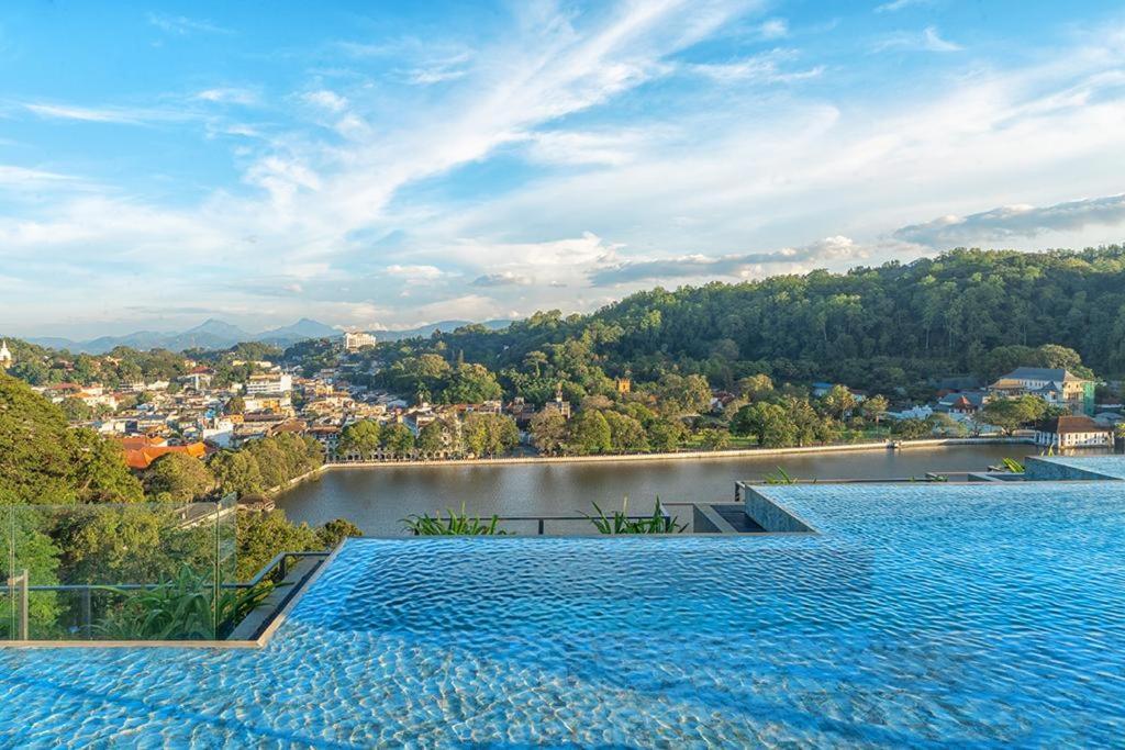 Hotel The Trees, Kandy Exterior foto